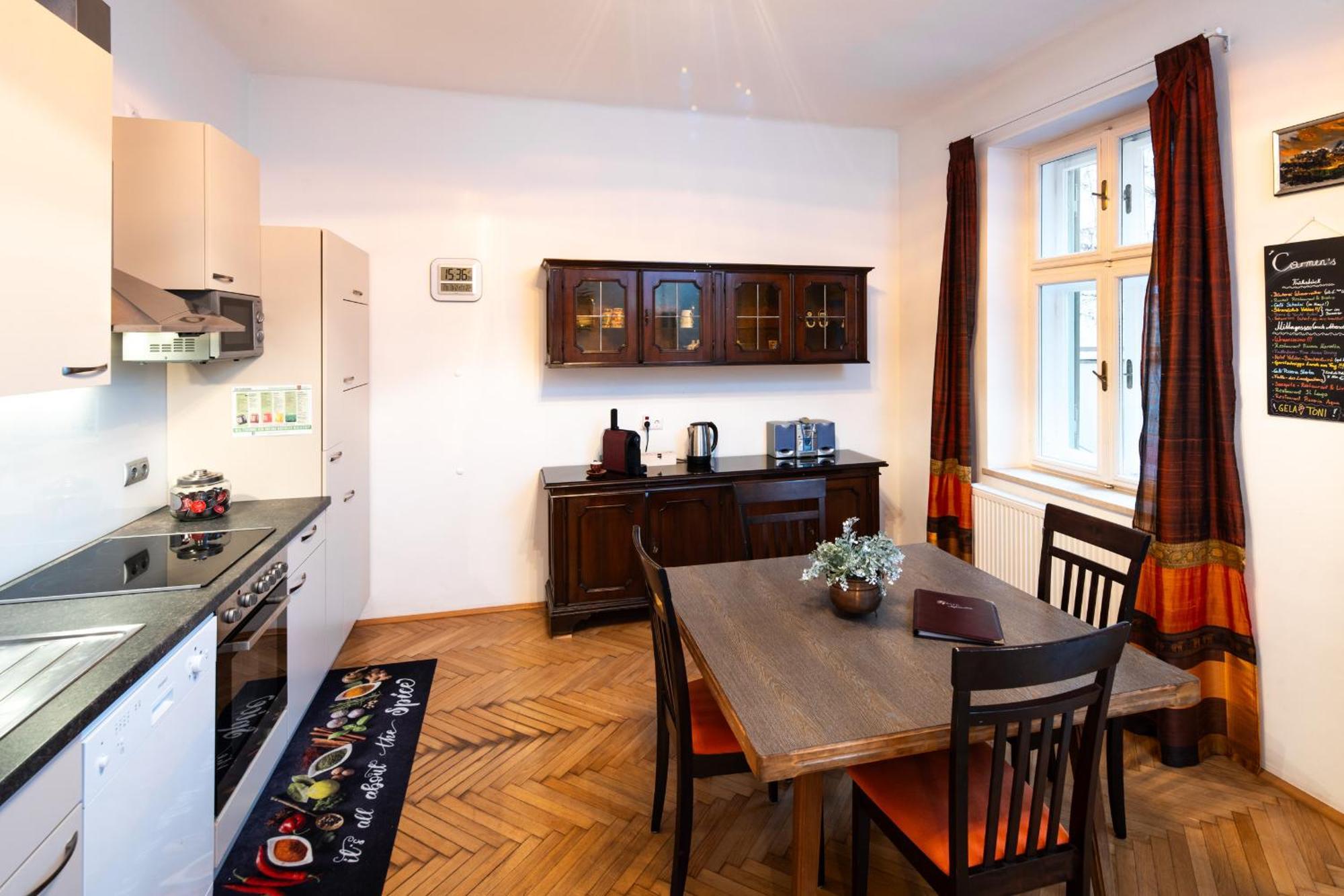 Haus Der Geschenke - Carinthia Daire Velden am Wörthersee Dış mekan fotoğraf